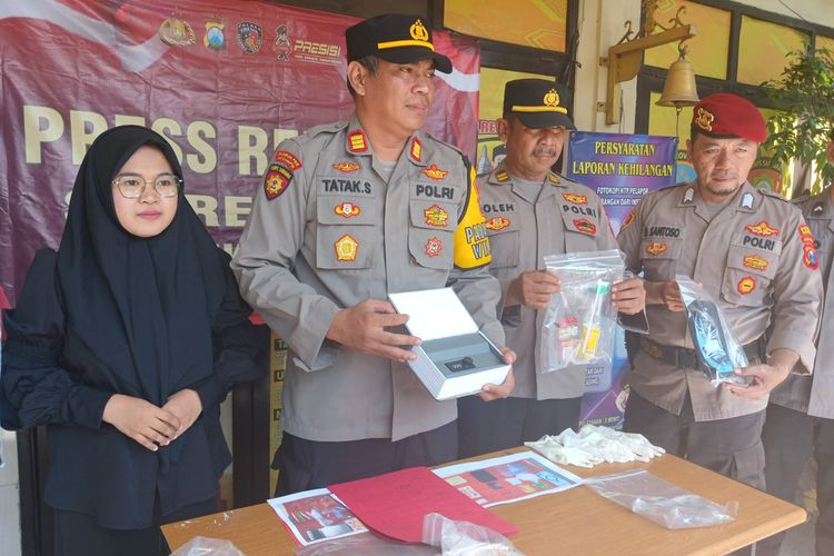 Kelabui Polisi Pakai “Brankas Buku” Pengedar Narkoba di Gresik Tertangkap