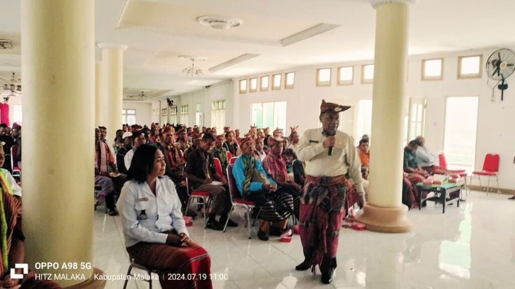 Bupati Simon Jadi Narasumber Dalam Diklat Pembinaan SDM Lembaga dan Pranata Adat