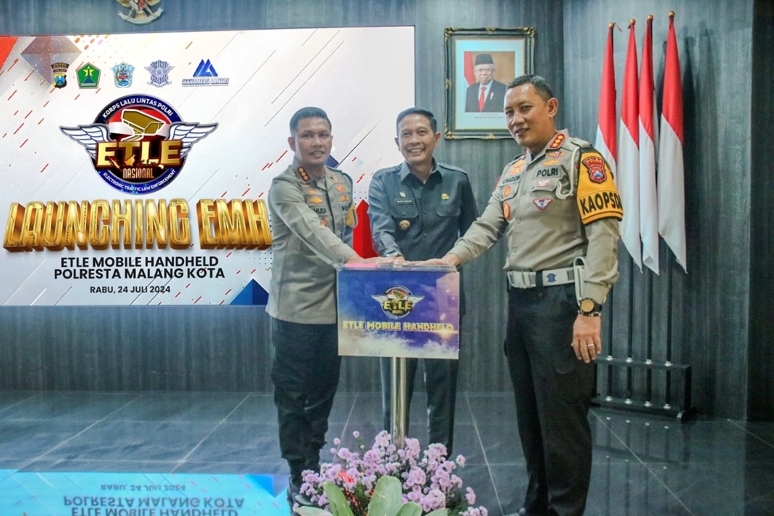 Dirlantas Polda Jatim Launching 2 Unit EMH di Polresta Malang Kota