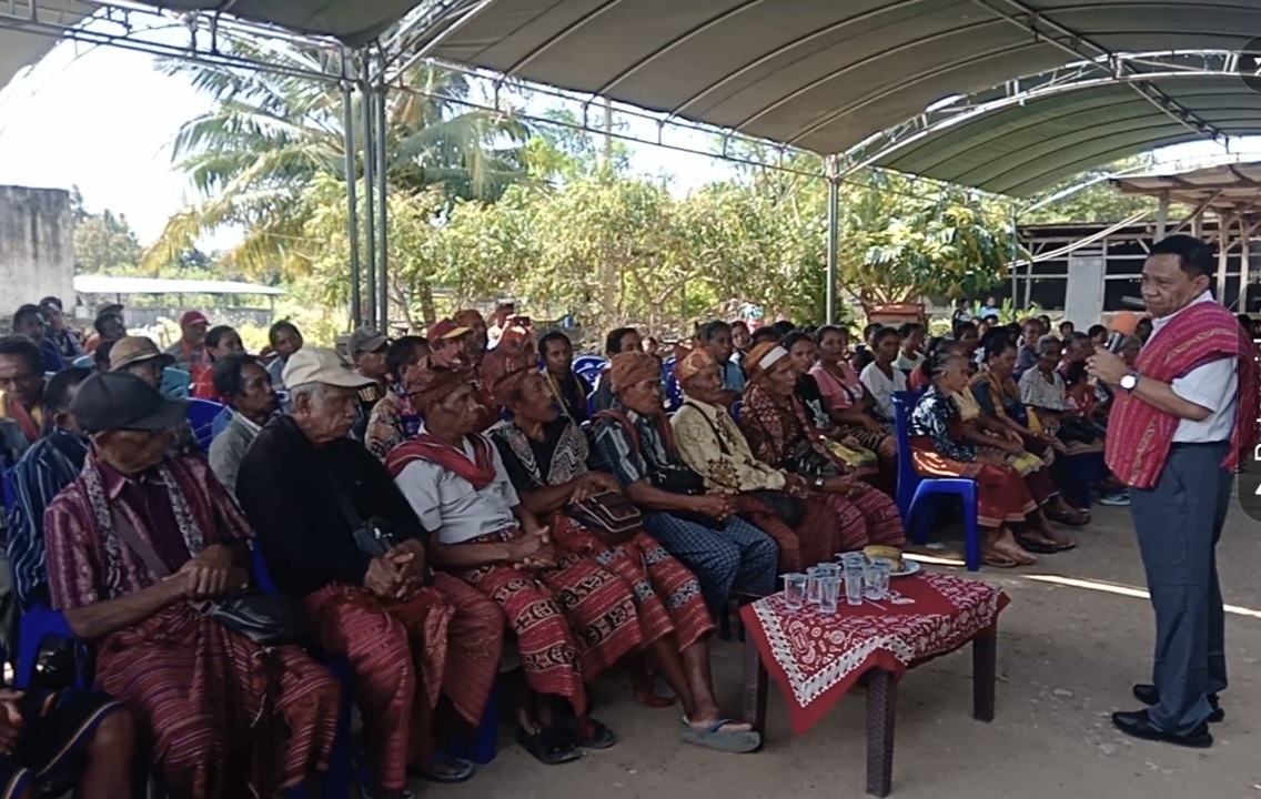 Warga Kecamatan Laenmanen Malaka Tetap Mencintai Bupati Simon