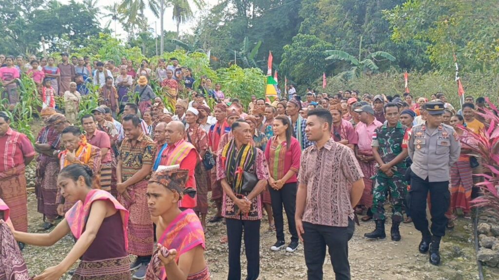 Ratusan Warga Kufeu Dapil Malaka lll Sambut Hangat Kunjungan Bupati Simon Nahak