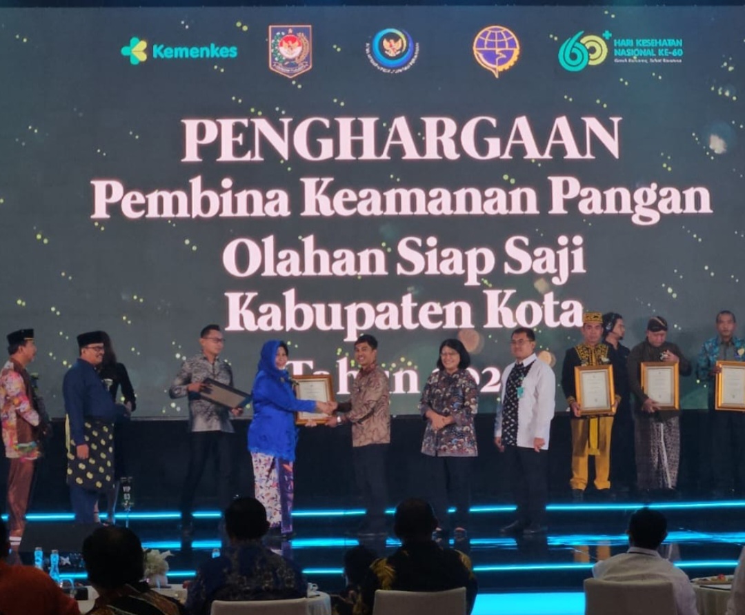 Surabaya Raih Dua Penghargaan Bergengsi dari Kemenkes RI